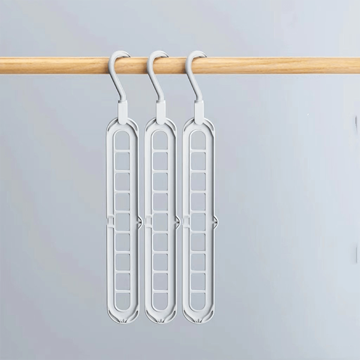 👚 9-in-1 Space-Saving Hanger — Instantly Free Up Closet Space
