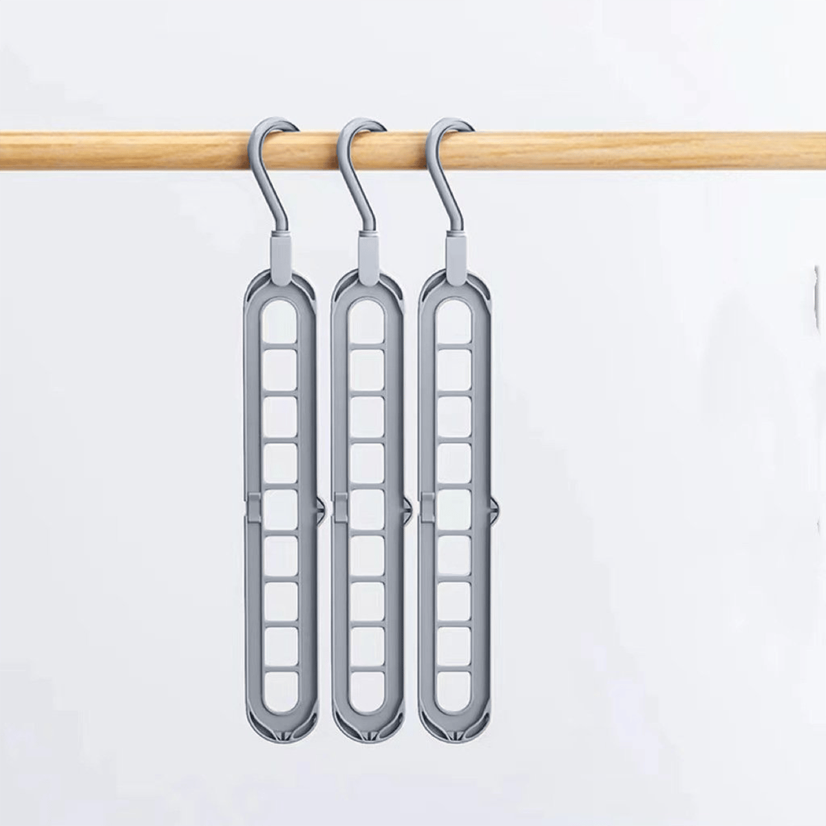 👚 9-in-1 Space-Saving Hanger — Instantly Free Up Closet Space