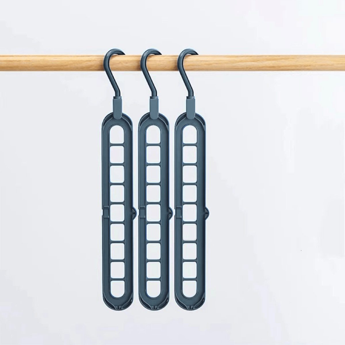 👚 9-in-1 Space-Saving Hanger — Instantly Free Up Closet Space